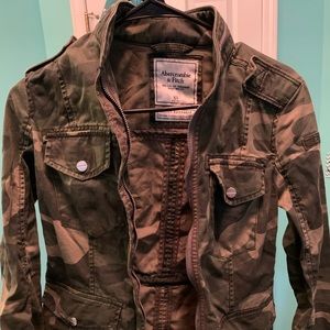 Abercrombie&Fitch Womens Camo jacket